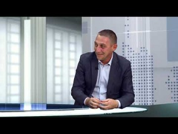 Embedded thumbnail for Игорь Васильев, директор МУП «Тагилдорстрой».